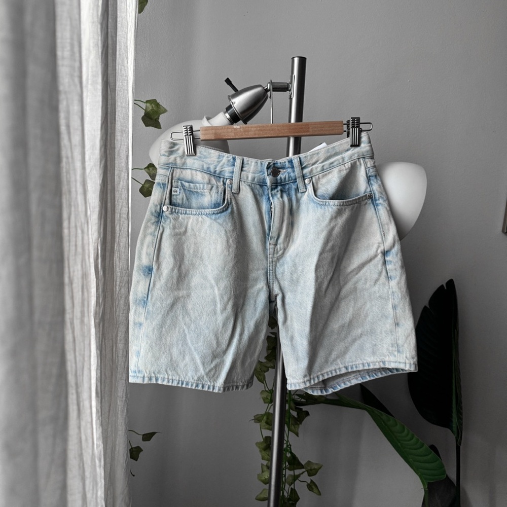 AG boyfriend shorts